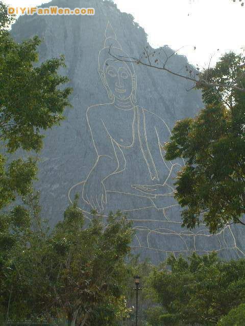 泰國七尊佛山圖片