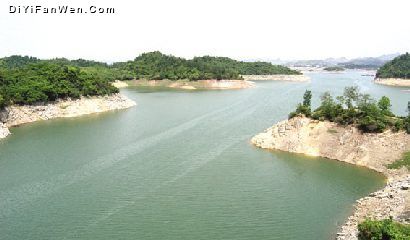 紅楓湖風景圖片