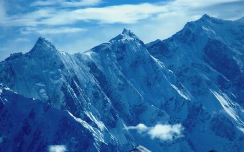 西藏南迦巴瓦峰圖片