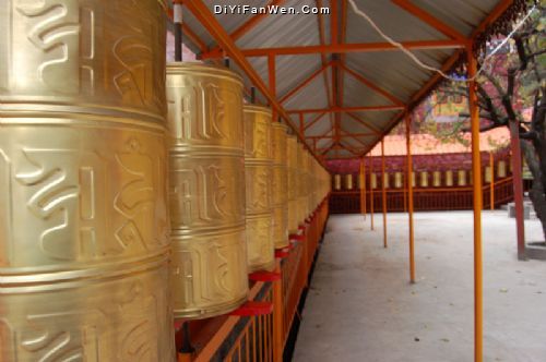 四川康定金剛寺圖片