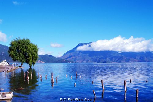 迷人的瀘沽湖美景圖片