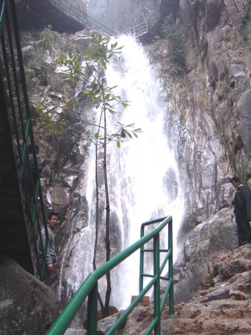 天台山龍穿峽景區圖片