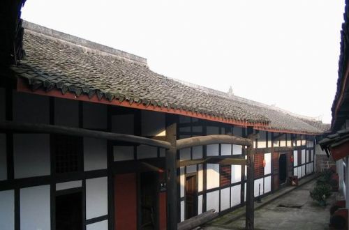 四川寶箴塞風光圖片