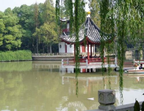 匯龍潭圖片