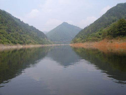 黃山豐樂湖水上人家圖片