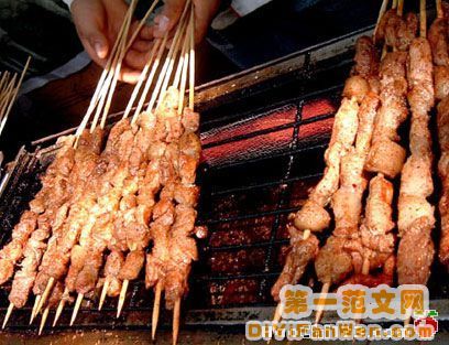 烤羊肉串、鵪鶉串