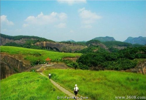 湖南飛天山圖片