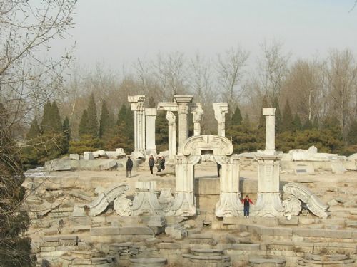 圓明園遺址圖片