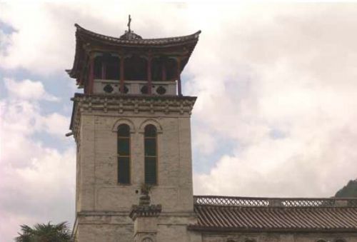 雲南茨中天主教堂圖片