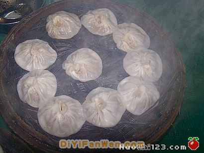 賈三灌湯包