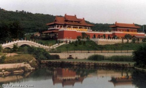 玉佛苑圖片