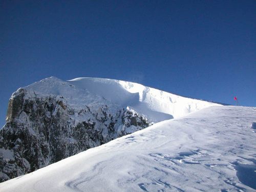 雲南哈巴雪山圖片