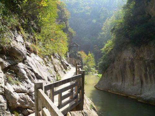 甘肅西峽頌摩崖石刻圖片
