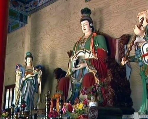 王母宮石窟圖片