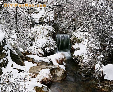 冰天雪地廬山戀圖片