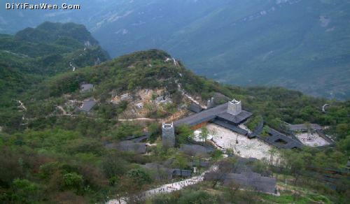 西羌九黃山圖片