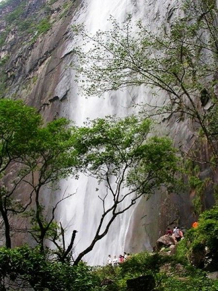 福建岱仙瀑布圖片