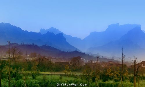 張家界砂岩峰林圖片