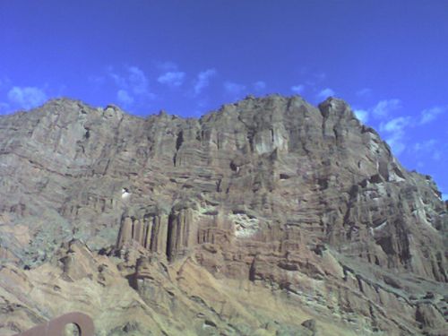 天山神秘大峽谷圖片