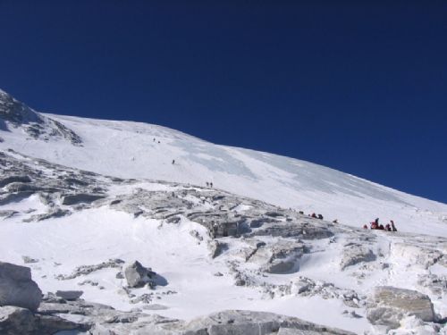雲南哈巴雪山圖片