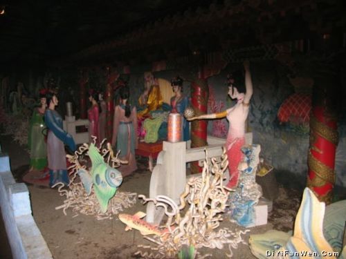 三角龍灣圖片