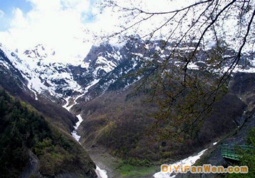 雲南明永冰川美景圖片