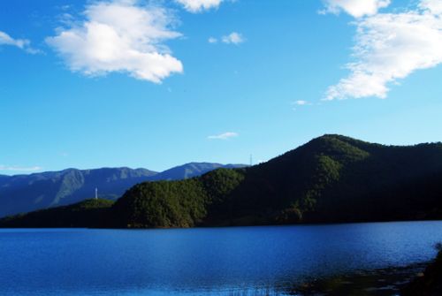 迷人的瀘沽湖美景圖片