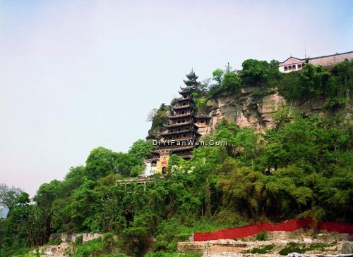 長江三峽石寶寨風景圖片