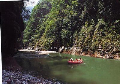 長江三峽石寶寨風景圖片