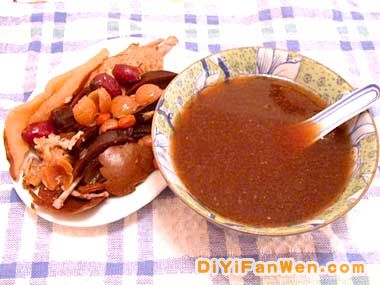 靈芝雞湯