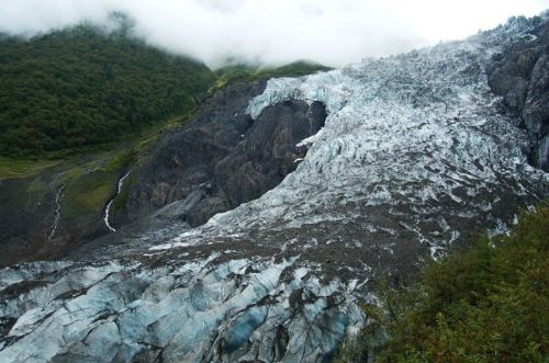 雲南明永冰川美景圖片