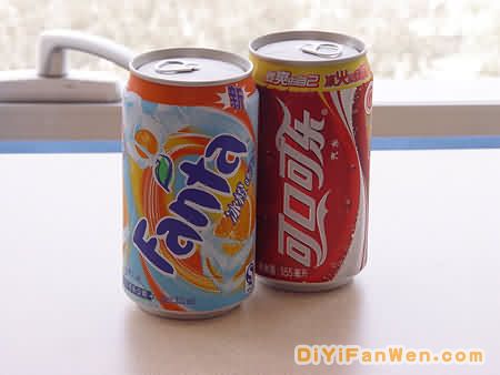 從開汽水罐的手勢看你的性格