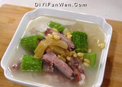 涼瓜黃豆煲排骨