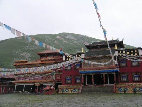 四川塔公寺圖片