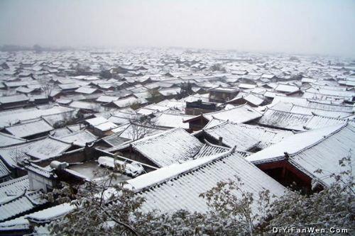 雲南麗江雪景圖片