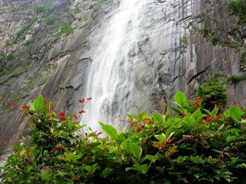 福建岱仙瀑布圖片