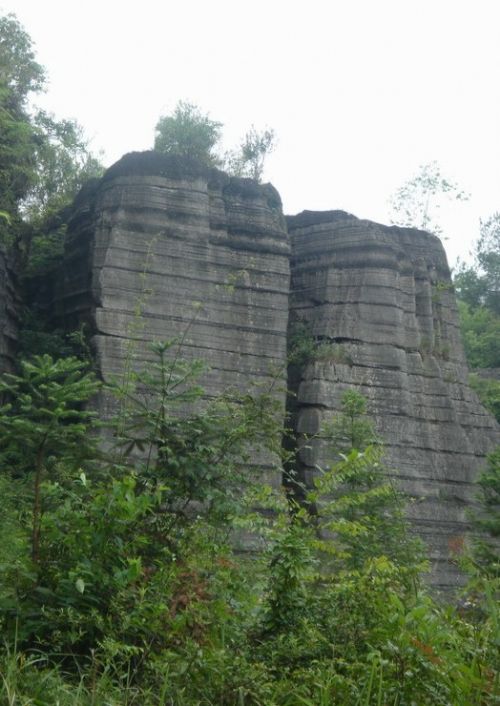湖北梭布埡石林圖片