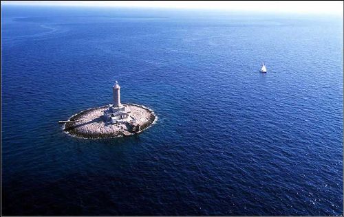 克羅埃西亞燈塔圖片