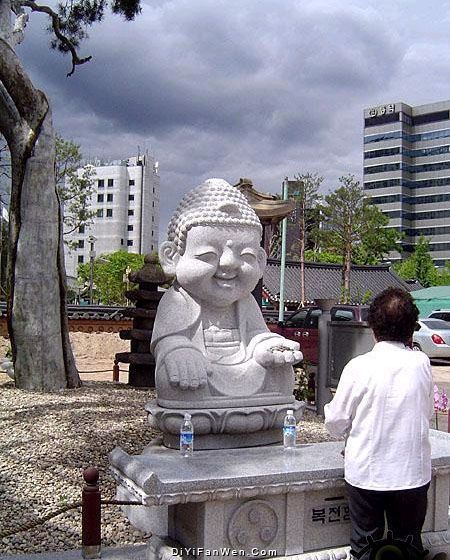 雲南曹溪寺圖片
