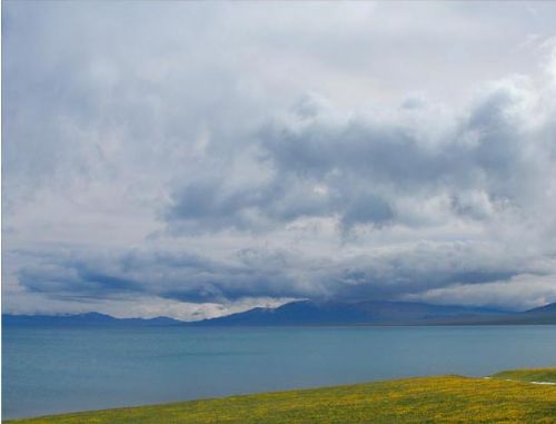 新疆賽里木湖圖片