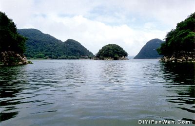 紅楓湖圖片