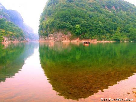 清江畫廊圖片
