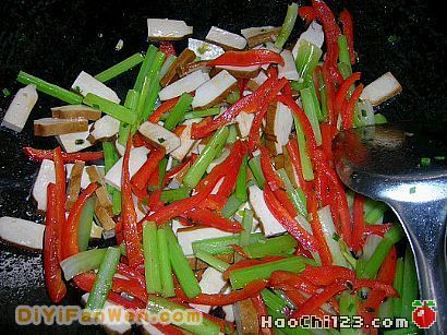 豆乾炒芹菜[多圖]