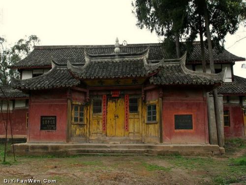 閬中永安寺圖片
