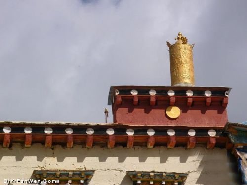 雲南松贊林寺圖片