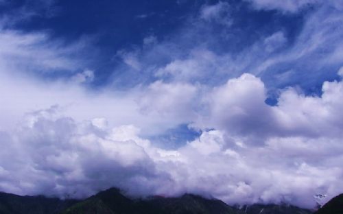 西藏南迦巴瓦峰圖片