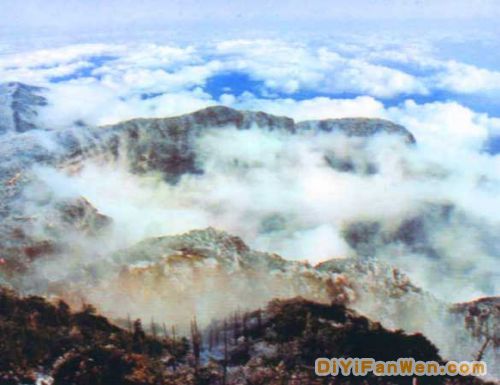 峨眉山圖片